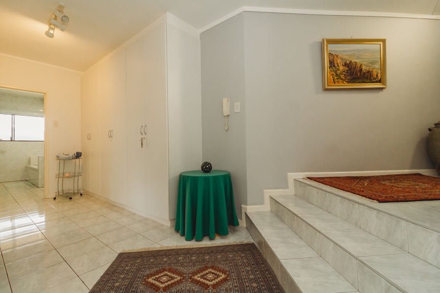 4 Bedroom Property for Sale in Bergsig Western Cape